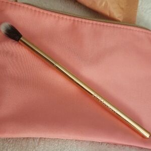 Chica Beauty Eyeshadow Shader Brush